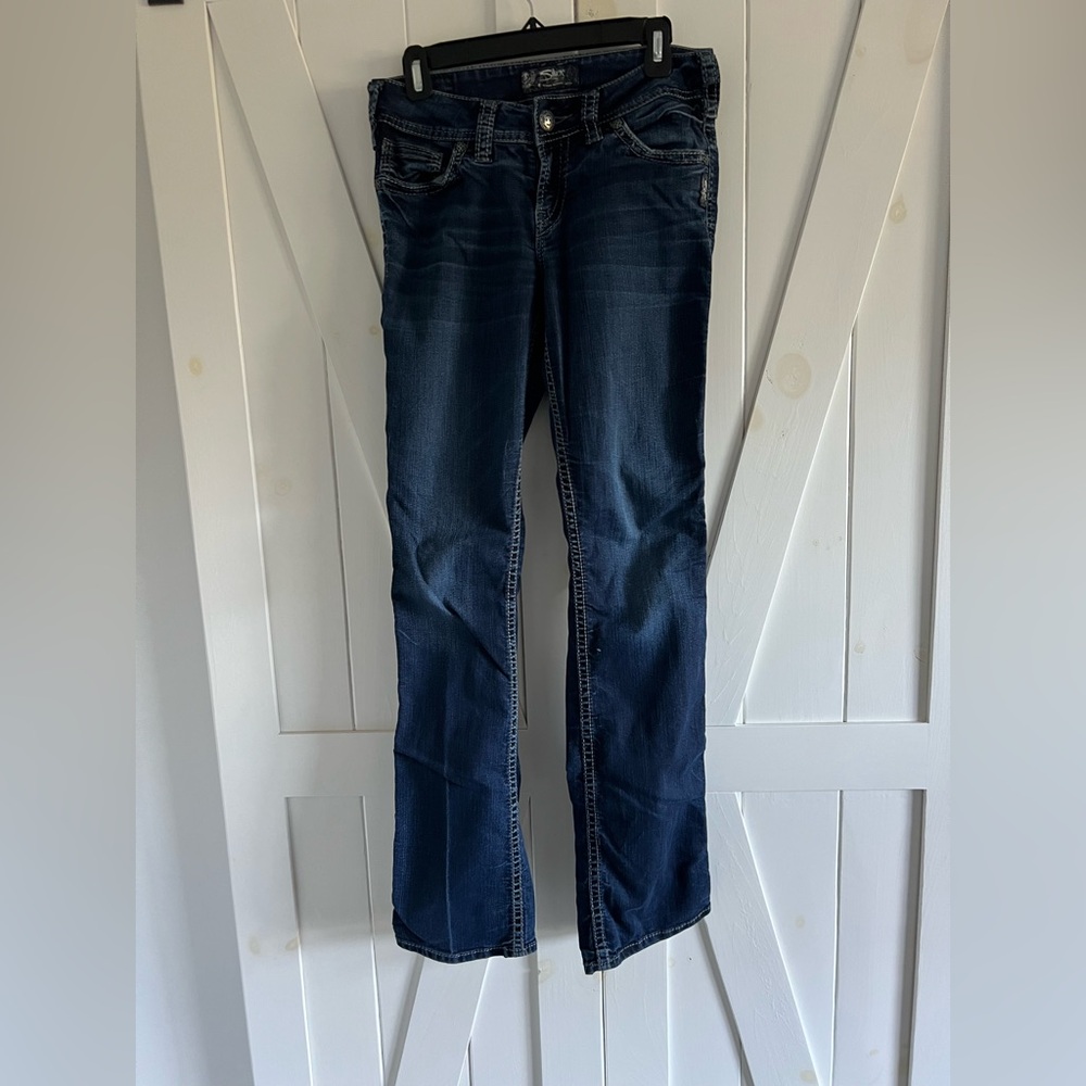 Silver Jeans Suki Mid Slim Boot in Dark Blue Wash